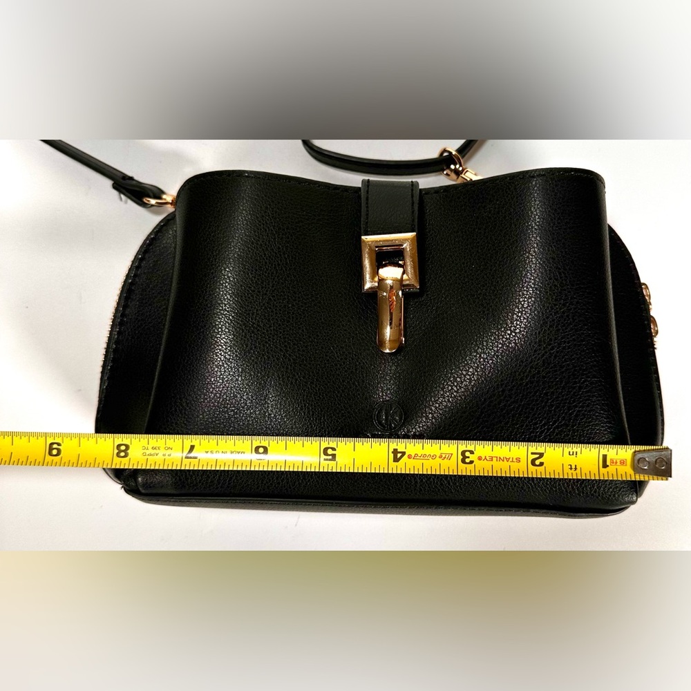 D. Kelly-Japan- Shoulder/Crossbody Bag in Black - Picture 13 of 16